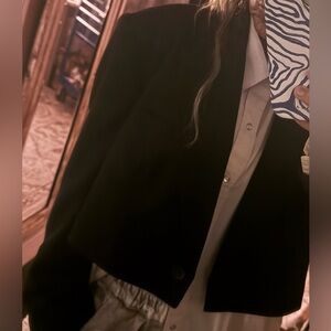 ZARA | CROPPED BLAZER WITH SHOULDER PADS